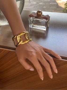 Gold Link Chain Cuff Bracelet - Women's Jewelry